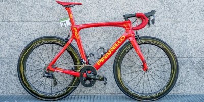 СПЕЦИАЛЬНАЯ СЕРИЯ DOGMA F10 В ЧЕСТЬ ПОБЕДЫ PINARELLO НА ВУЭЛЬТЕ 2017! 